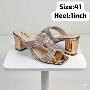 sandal pais design